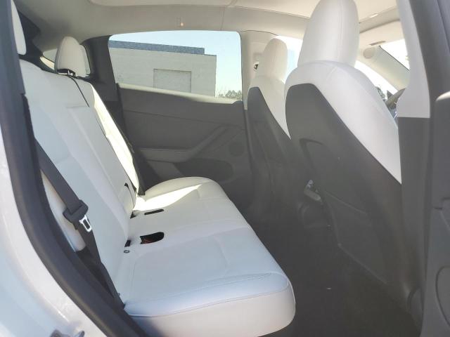 7SAYGDEE6PA102361 - 2023 TESLA MODEL Y WHITE photo 11