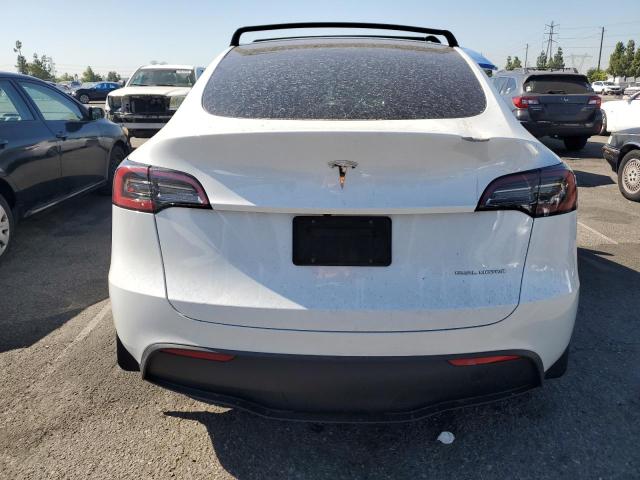 7SAYGDEE6PA102361 - 2023 TESLA MODEL Y WHITE photo 6