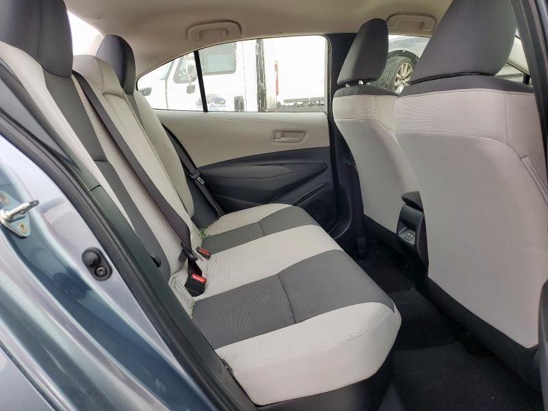 JTDBCMFE4RJ028546 - 2024 TOYOTA COROLLA LE 蓝色 照片 10