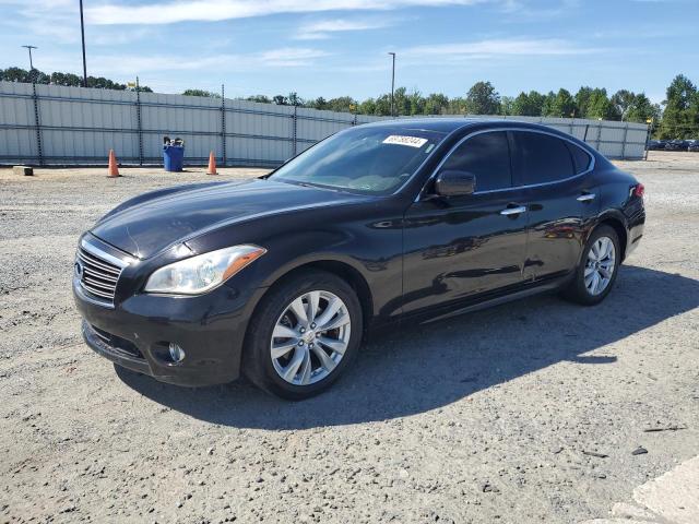 2011 INFINITI M56 X, 