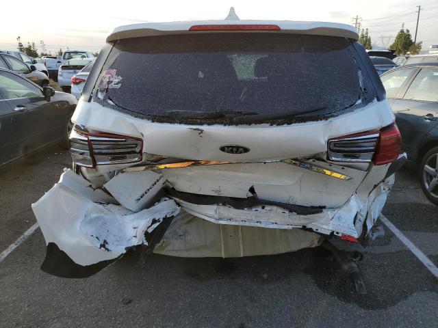 KNDMA5C14K6552570 - 2019 KIA SEDONA L WHITE photo 6