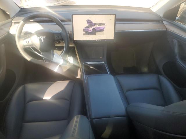 7SAYGDEFXRA263288 - 2024 TESLA MODEL Y GRAY photo 8