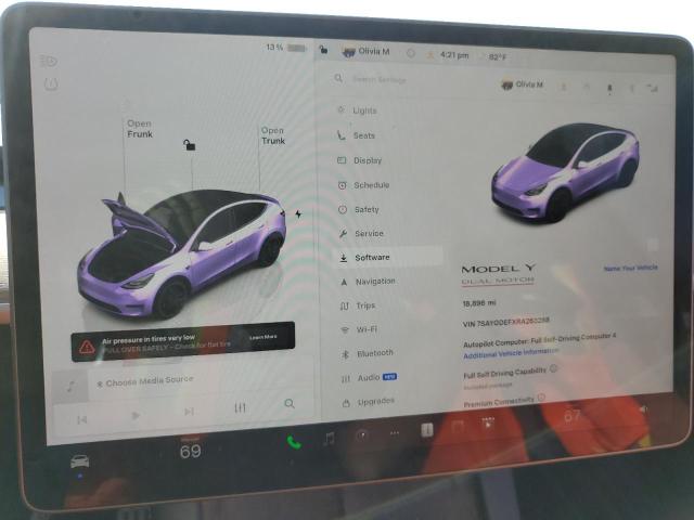 7SAYGDEFXRA263288 - 2024 TESLA MODEL Y GRAY photo 9