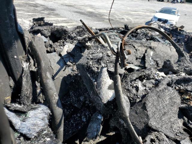 1FUJGLD5XGLGU2348 - 2016 FREIGHTLINER CASCADIA 1 Kırmızı fotoğraf 8