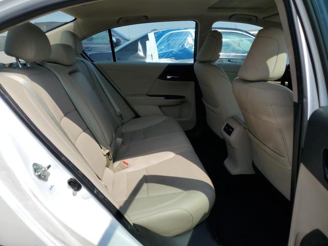 1HGCR3F83HA013818 - 2017 HONDA ACCORD EXL WHITE photo 10