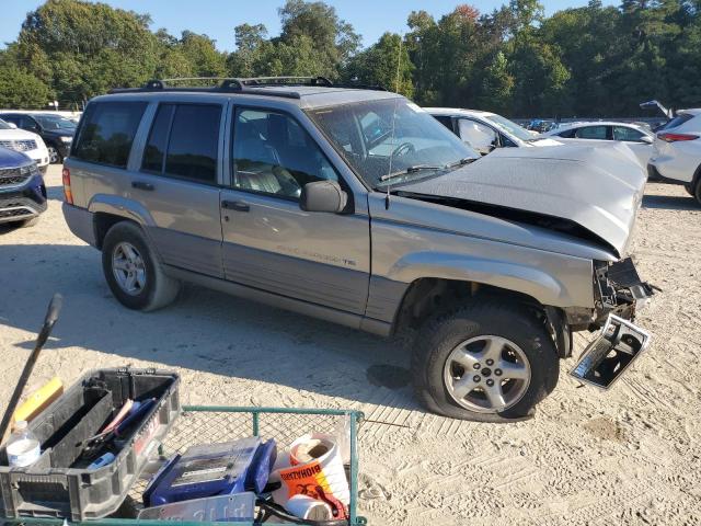 1J4GZ58Y1VC749031 - 1997 JEEP GRAND CHER LAREDO Արծաթագույն լուսանկար 4