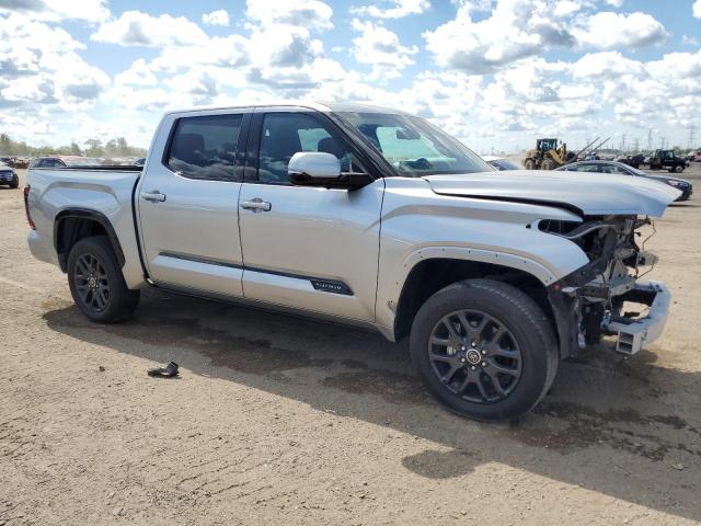 5TFNA5DB2PX114725 - 2023 TOYOTA TUNDRA CREWMAX PLATINUM SILVER photo 4