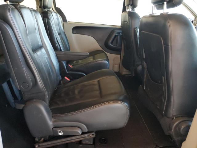 2C4RC1BGXCR282477 - 2012 CHRYSLER TOWN & COU TOURING BLACK photo 11