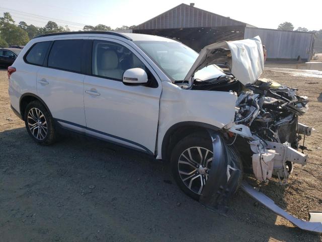 JA4AD3A32GZ016672 - 2016 MITSUBISHI OUTLANDER SE WHITE photo 4