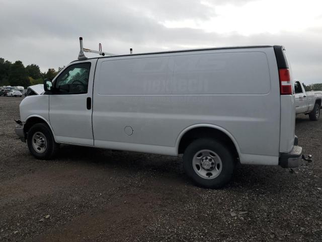 1GCWGAFP7N1185021 - 2022 CHEVROLET EXPRESS G2 WHITE photo 2