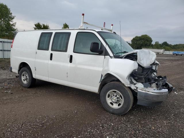 1GCWGAFP7N1185021 - 2022 CHEVROLET EXPRESS G2 WHITE photo 4