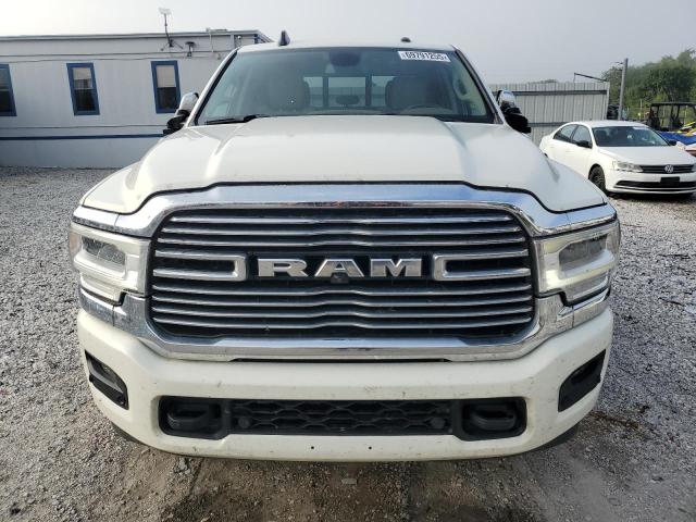 3C6UR5FL9MG610185 - 2021 RAM 2500 LARAMIE Ақ фото 5