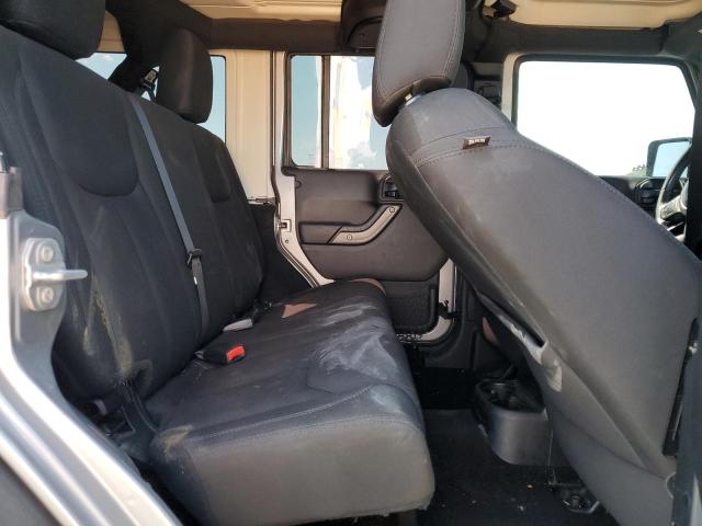 1C4HJWDG2GL346148 - 2016 JEEP WRANGLER U SPORT SILVER photo 11