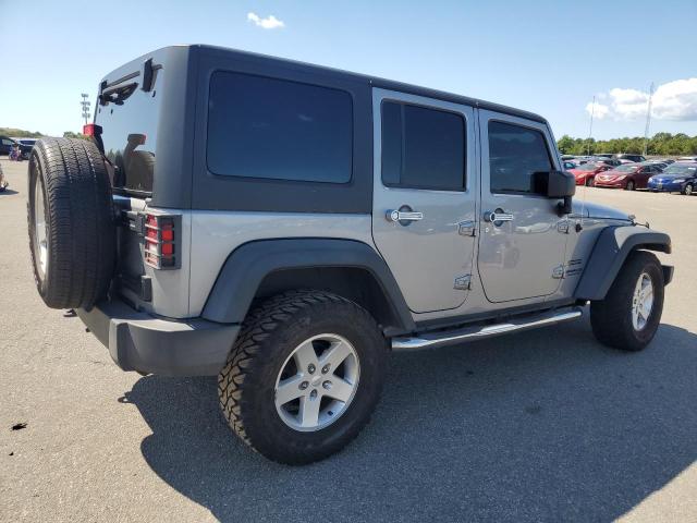 1C4HJWDG2GL346148 - 2016 JEEP WRANGLER U SPORT SILVER photo 3