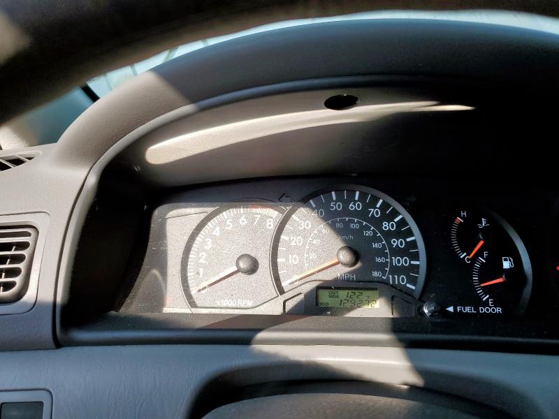 JTDBR32E360082159 - 2006 TOYOTA COROLLA CE 银色 照片 9