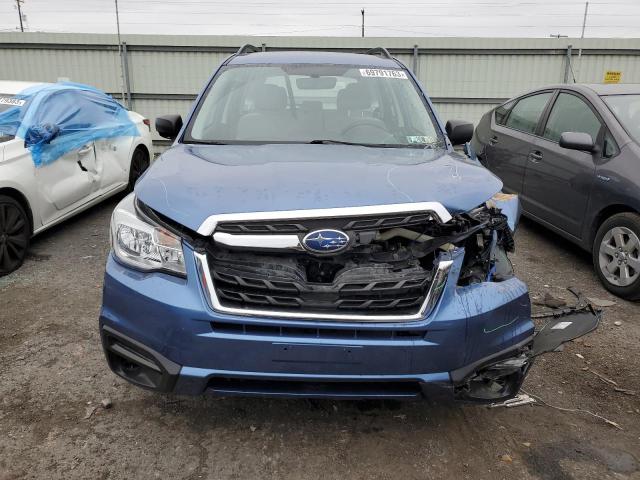 JF2SJABC6JH403150 - 2018 SUBARU FORESTER 2.5I BLUE photo 5