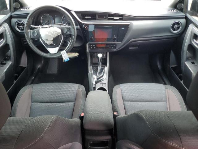 5YFBURHE1JP766957 - 2018 TOYOTA COROLLA L RED photo 8