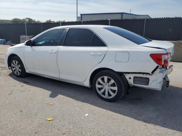4T4BF1FK0CR203314 - 2012 TOYOTA CAMRY BASE WHITE photo 2