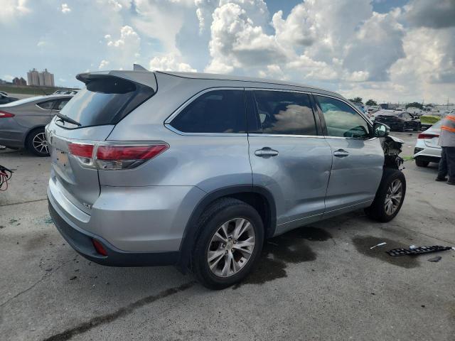 5TDKKRFH4FS091526 - 2015 TOYOTA HIGHLANDER XLE Արծաթագույն լուսանկար 3