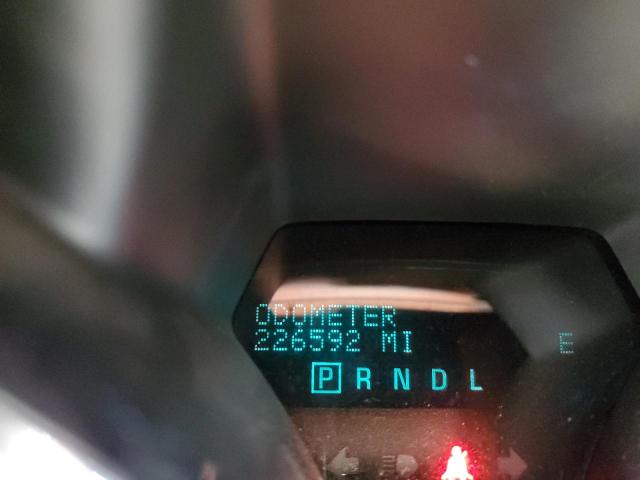 1GNKVGKD4EJ284115 - 2014 CHEVROLET TRAVERSE LT GRAY photo 9