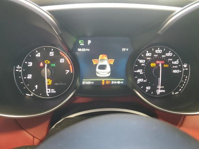 ZARFAEDN1J7572896 - 2018 ALFA ROMEO GIULIA Q4 红色 照片 9