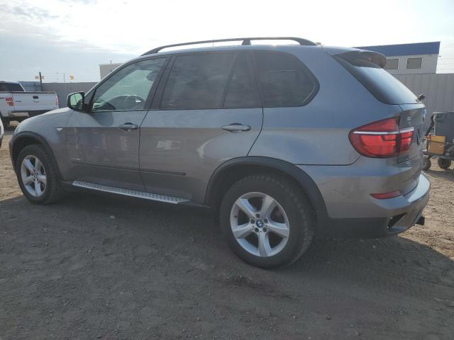 5UXZV8C56BL421283 - 2011 BMW X5 XDRIVE50I GRAY photo 2