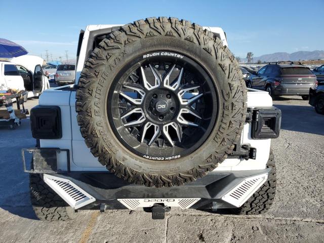 1C4HJXEG5MW651223 - 2021 JEEP WRANGLER U SAHARA თეთრი ფოტო 6