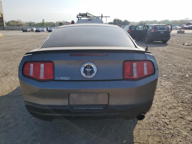 1ZVBP8AN2A5170844 - 2010 FORD MUSTANG SILVER photo 6