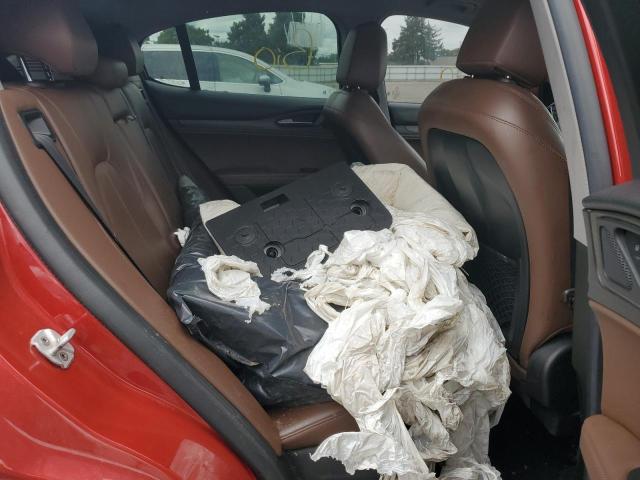 ZASFAKBN5J7C02828 - 2018 ALFA ROMEO STELVIO TI RED photo 11