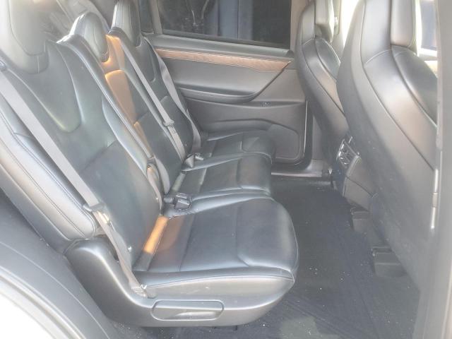 5YJXCDE29KF197875 - 2019 TESLA MODEL X Beyaz fotoğraf 10