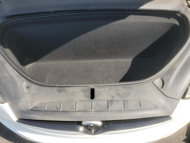 5YJXCDE29KF197875 - 2019 TESLA MODEL X Beyaz fotoğraf 11
