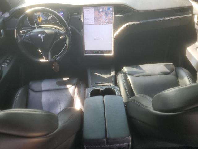 5YJXCDE29KF197875 - 2019 TESLA MODEL X Beyaz fotoğraf 8