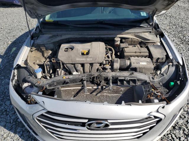 KMHD84LF0JU616868 - 2018 HYUNDAI ELANTRA SEL SILVER photo 11