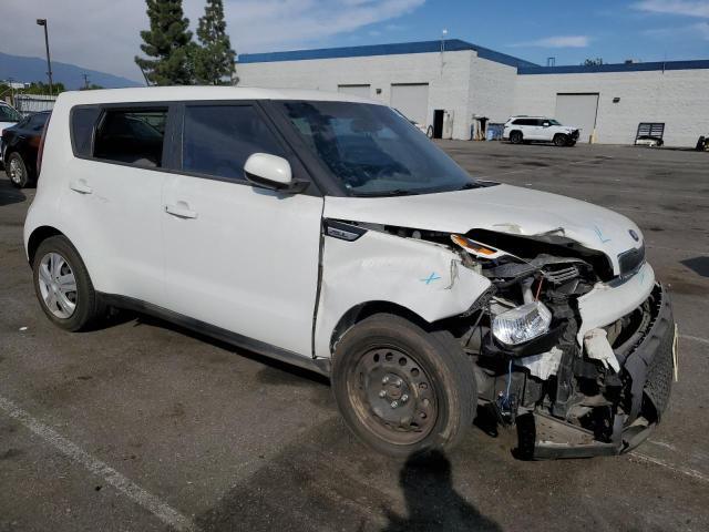 KNDJN2A26F7186791 - 2015 KIA SOUL WHITE photo 4