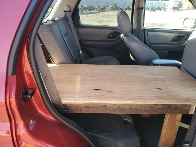 1FMYU93186KB64833 - 2006 FORD ESCAPE XLT RED photo 11