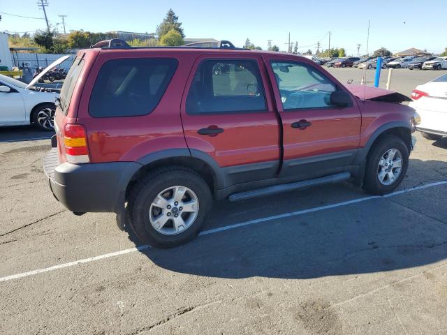 1FMYU93186KB64833 - 2006 FORD ESCAPE XLT RED photo 3