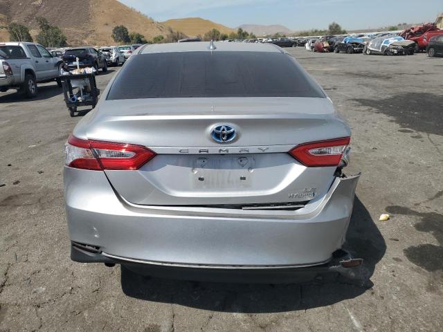 4T1C31AK8LU013856 - 2020 TOYOTA CAMRY LE SILVER photo 6
