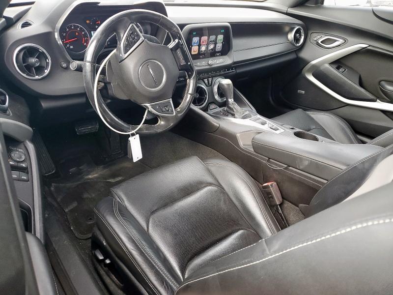 1G1FD3DSXH0129735 - 2017 CHEVROLET CAMARO LT WHITE photo 8