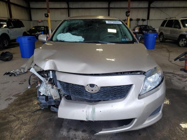 2T1BU4EE8AC315662 - 2010 TOYOTA COROLLA BASE Коричневый фото 5