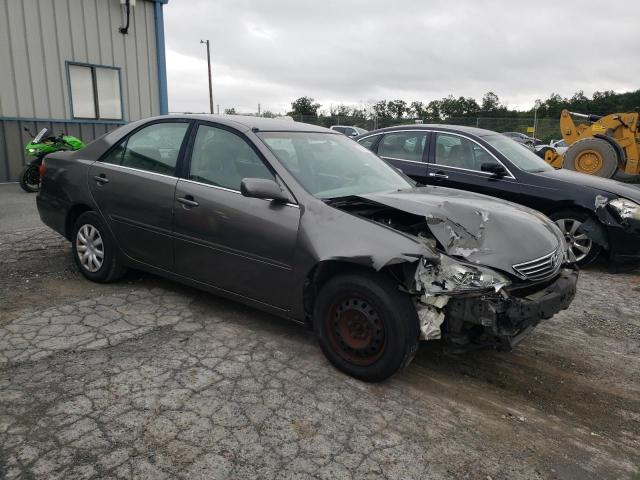 4T1BE30K95U976142 - 2005 TOYOTA CAMRY LE GRAY photo 4