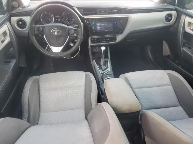 5YFBURHE1JP759622 - 2018 TOYOTA COROLLA L أحمر صورة 8
