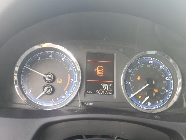 5YFBURHE1JP759622 - 2018 TOYOTA COROLLA L أحمر صورة 9