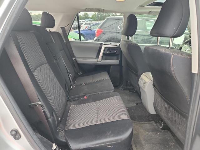 JTEZU5JR6D5050556 - 2013 TOYOTA 4RUNNER SR5 SILVER photo 11