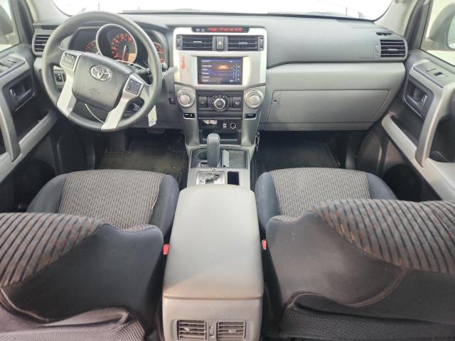 JTEZU5JR6D5050556 - 2013 TOYOTA 4RUNNER SR5 SILVER photo 8