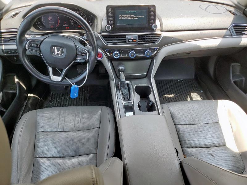 1HGCV1F92JA107865 - 2018 HONDA ACCORD TOURING BLUE photo 8