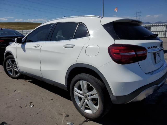 WDCTG4GB5KJ589058 - 2019 MERCEDES-BENZ GLA 250 4MATIC WHITE photo 2