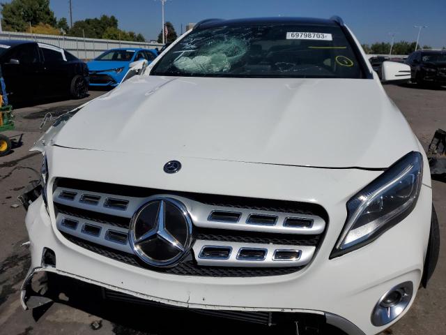 WDCTG4GB5KJ589058 - 2019 MERCEDES-BENZ GLA 250 4MATIC WHITE photo 5