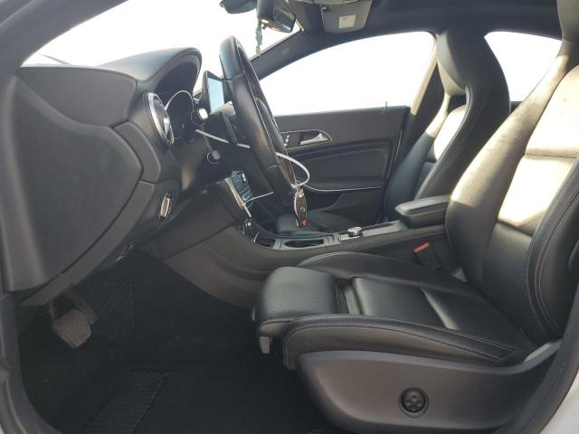 WDDSJ4GB6JN636565 - 2018 MERCEDES-BENZ CLA 250 4MATIC WHITE photo 7