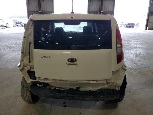 KNDJT2A55C7414050 - 2012 KIA SOUL WHITE photo 6