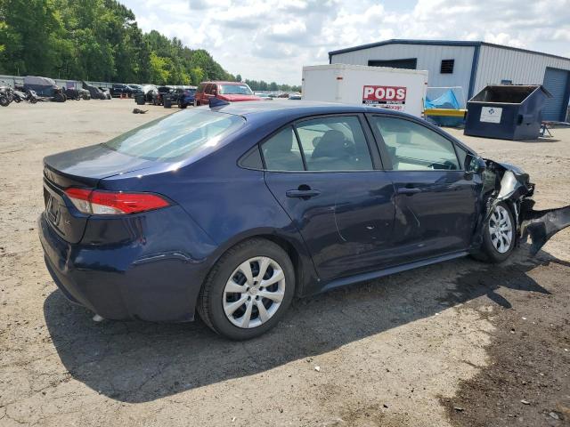 5YFEPMAE2NP279175 - 2022 TOYOTA COROLLA LE 蓝色 照片 3